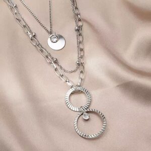 Minimalist Layered Pendant Necklace Set